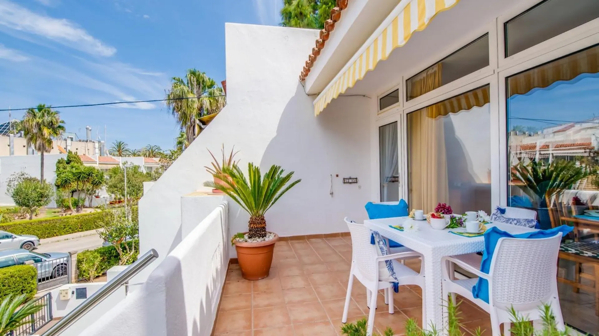 Apartment In Alcudia Near Alcudia Beach  アルクディア